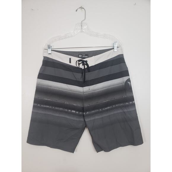 (M5) Hurley Phantom Mens Board Shorts Size 32 Black Gray Striped Swim - Picture 1 of 8